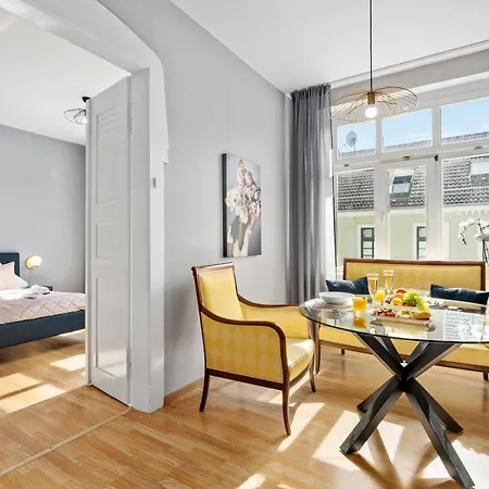 Solaris - Cozyhomz - Altstadt - An Der Elbe - Fuer Paare - S-bahn Dd