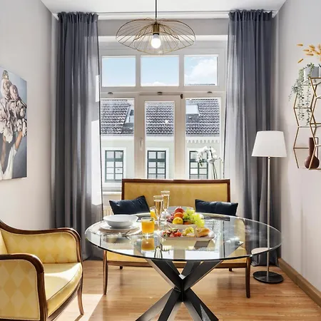 Apartment Solaris - Cozyhomz - Altstadt - An Der Elbe - Fuer Paare - S-bahn Dd *