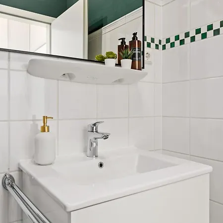 Solaris - Cozyhomz - Altstadt - An Der Elbe - Fuer Paare - S-bahn Dd Apartment Meissen
