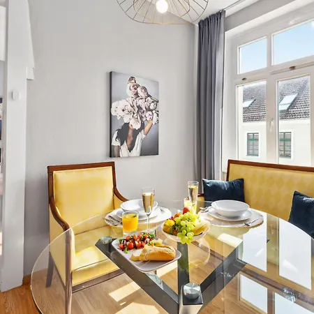 Solaris - Cozyhomz - Altstadt - An Der Elbe - Fuer Paare - S-bahn Dd